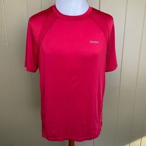 Reebok men M dry play athletic short sleeve Crewneck shirt red